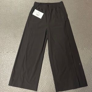 NWT Zyia Black Flow Pants Size XS